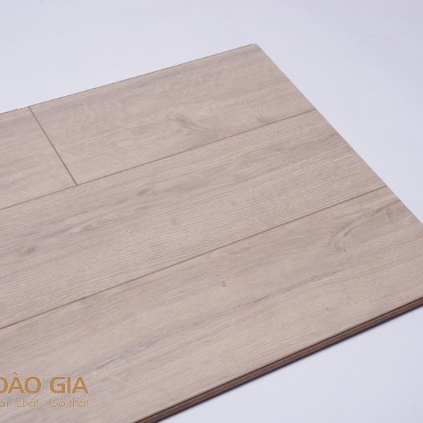 Sàn gỗ RainForest IRAS513
