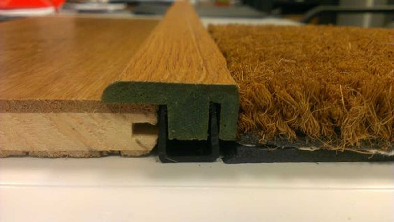 Sàn gỗ công nghiệp dày 12mm