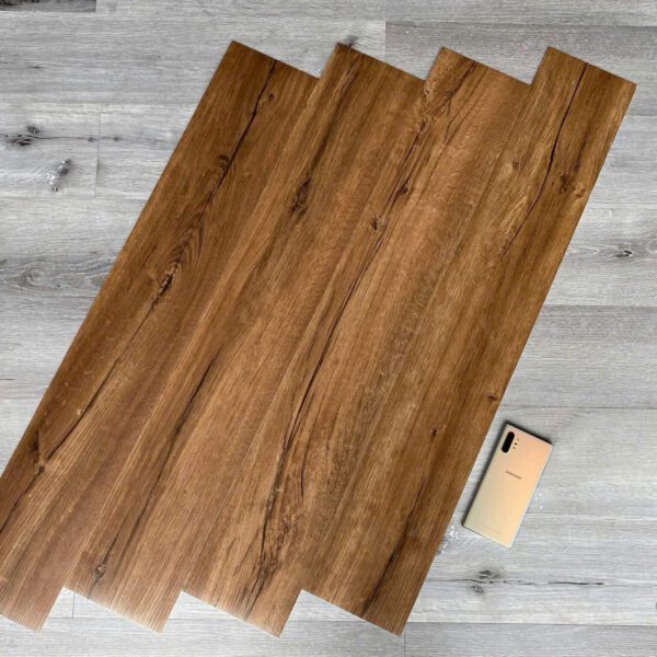 Sàn nhựa tự dán QNT