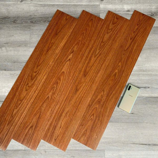 Sàn nhựa tự dán QNT